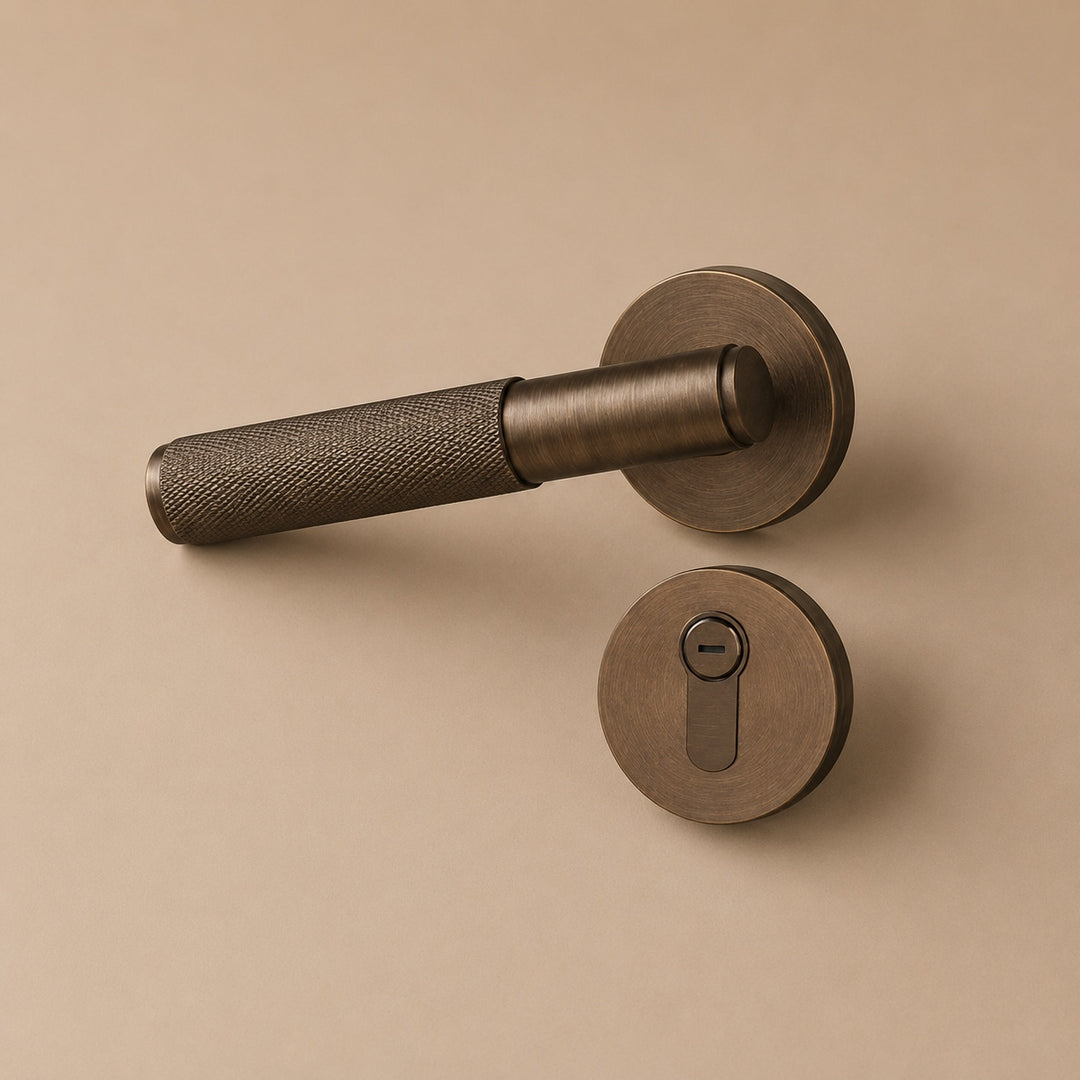 Modern Brass Door Handle with Knurled Grip and Square or Round Rosette for Internal Use
