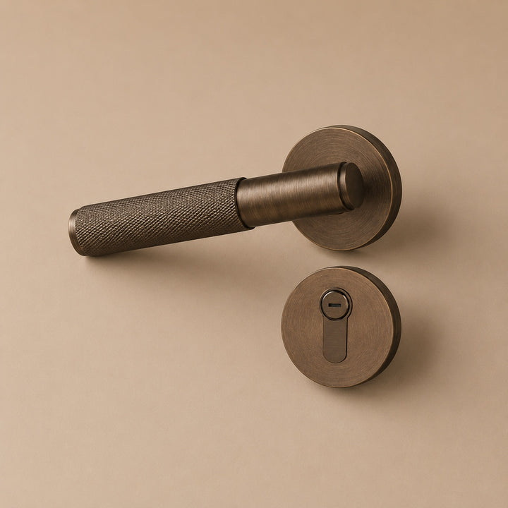 Modern Brass Door Handle with Knurled Grip and Square or Round Rosette for Internal Use