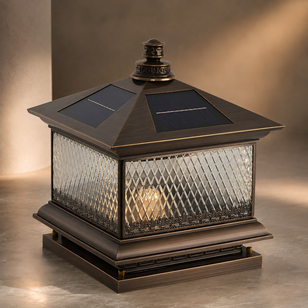 Modern Solar Garden Lights Post Lamp Aluminum LED with Remote Control and Diamond Glass Design