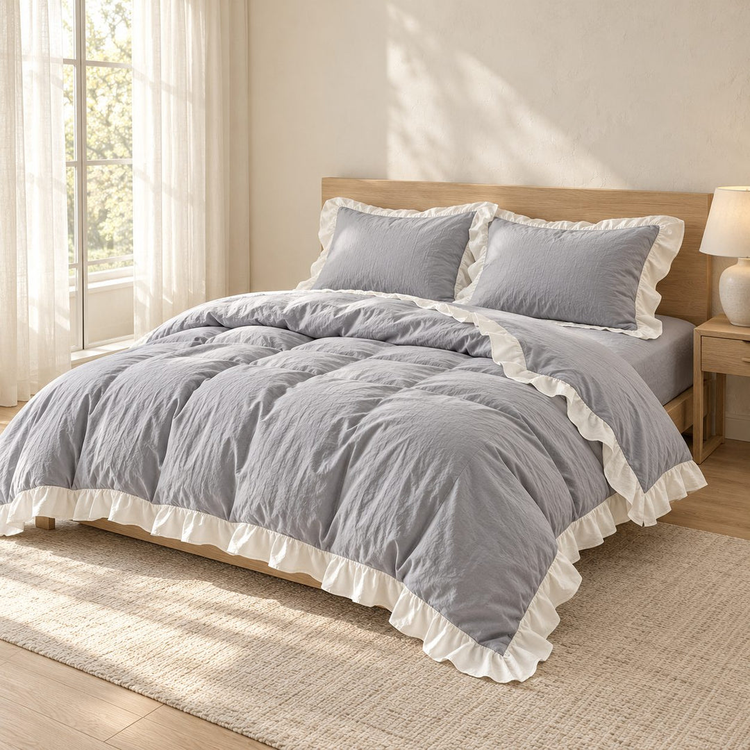 Modern Crumpled Ruffle Bedding Set Duvet Cover and Flat Sheet Polyester Soft Texture
