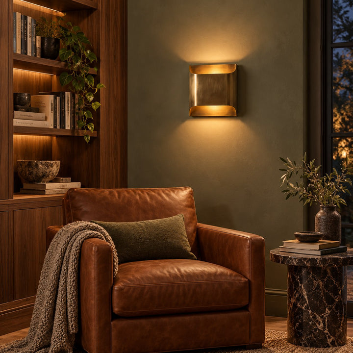 Modern Brass Up & Down Wall Sconce – Contemporary Interior Wall Light