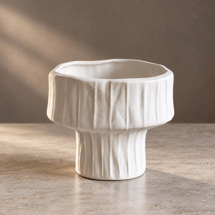Modern Mini Pedestal White Ceramic Vase for Dried Flowers Decorative Accent 15 cm