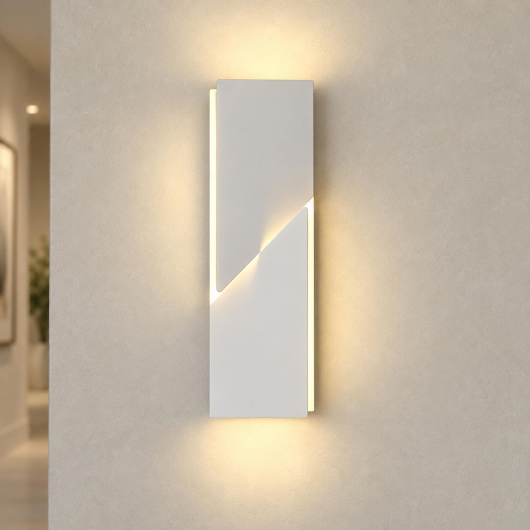 Modern Wall Sconce LED Light Fixture Adjustable Metal Wall Mounted for Indoor Use