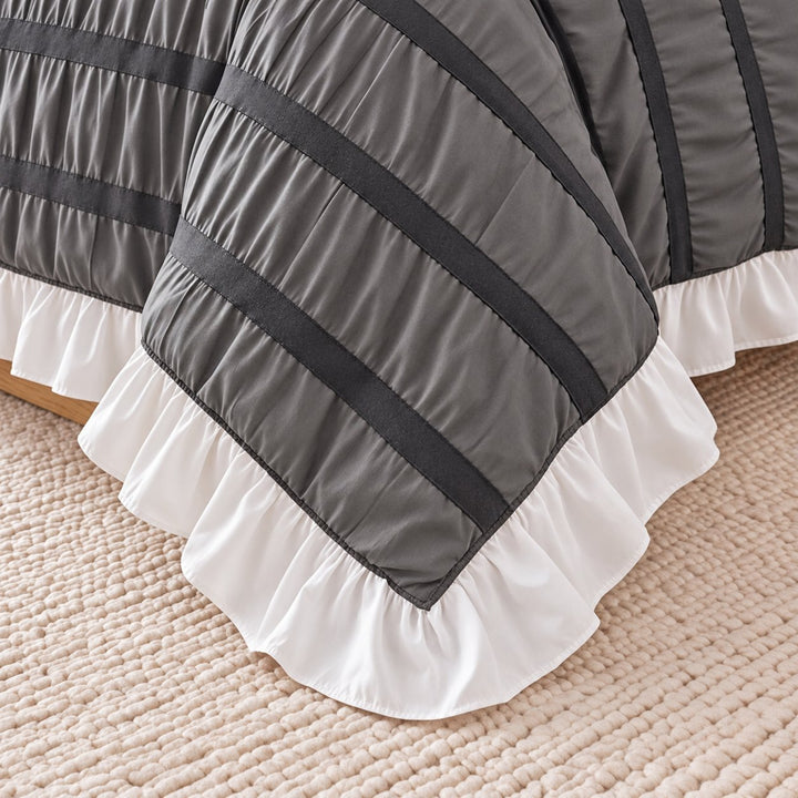 Modern Ribbed Bedding Set with Duvet Cover Flat Sheet and Pillow Cases in 100% Polyester