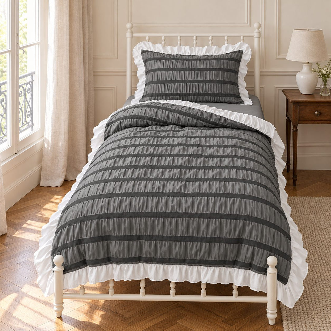 Modern Ribbed Bedding Set with Duvet Cover Flat Sheet and Pillow Cases in 100% Polyester