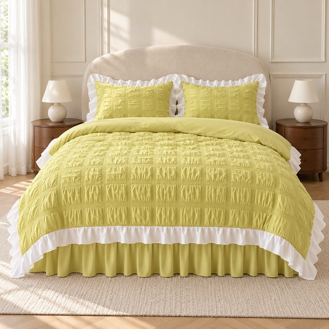 Kawaii Ruffle Bedding Set Soft Polyester Duvet Cover with Bed Skirt and Pillow Cases