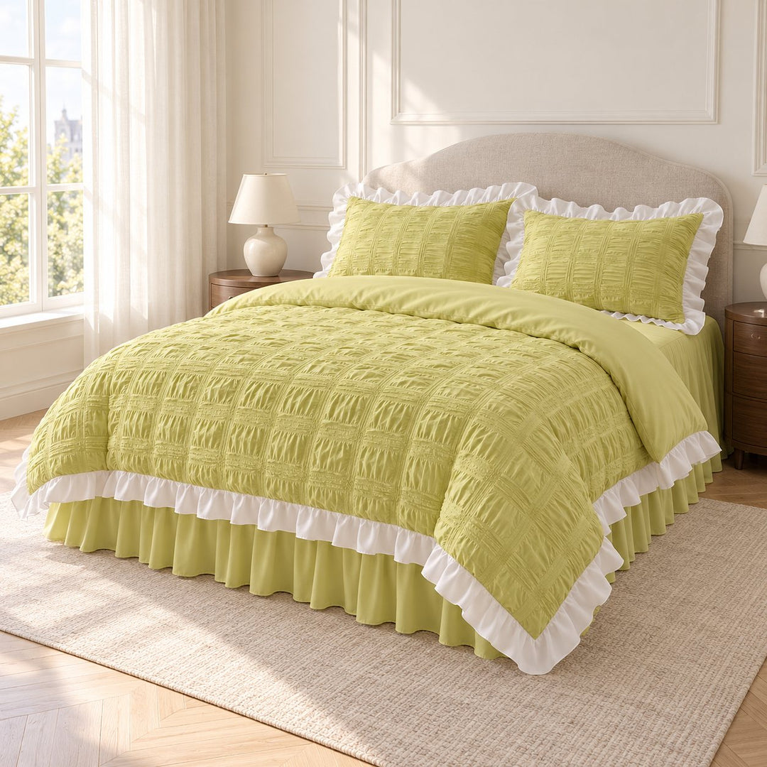 Kawaii Ruffle Bedding Set Soft Polyester Duvet Cover with Bed Skirt and Pillow Cases
