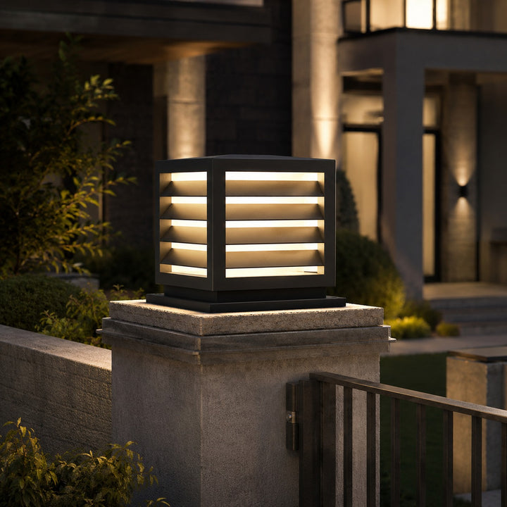 Modern Outdoor Pillar Light Solar Aluminum Waterproof LED 3000K IP54 for Garden Pathways