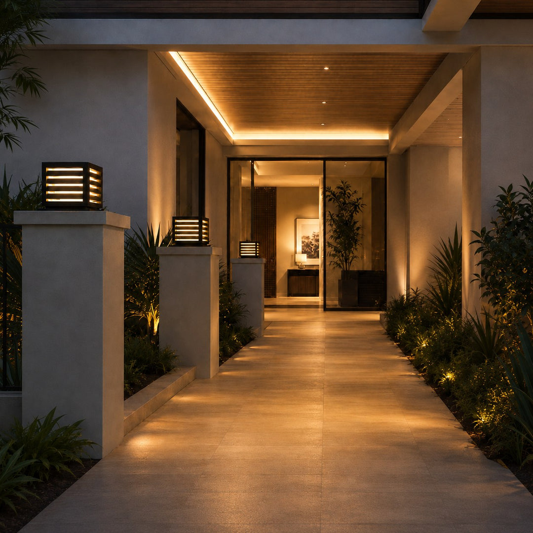 Modern Outdoor Pillar Light Solar Aluminum Waterproof LED 3000K IP54 for Garden Pathways
