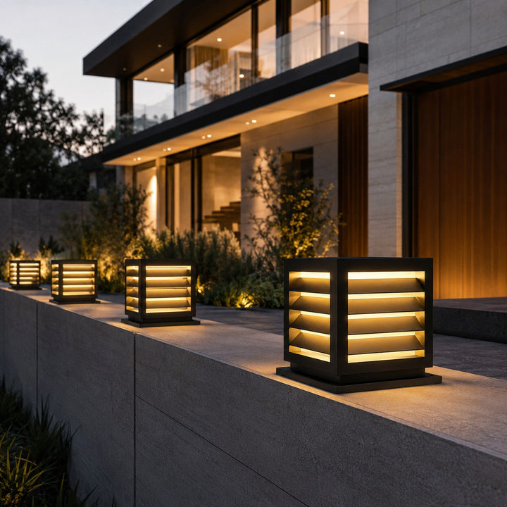Modern Outdoor Pillar Light Solar Aluminum Waterproof LED 3000K IP54 for Garden Pathways