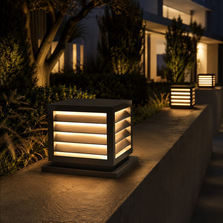 Modern Outdoor Pillar Light Solar Aluminum Waterproof LED 3000K IP54 for Garden Pathways