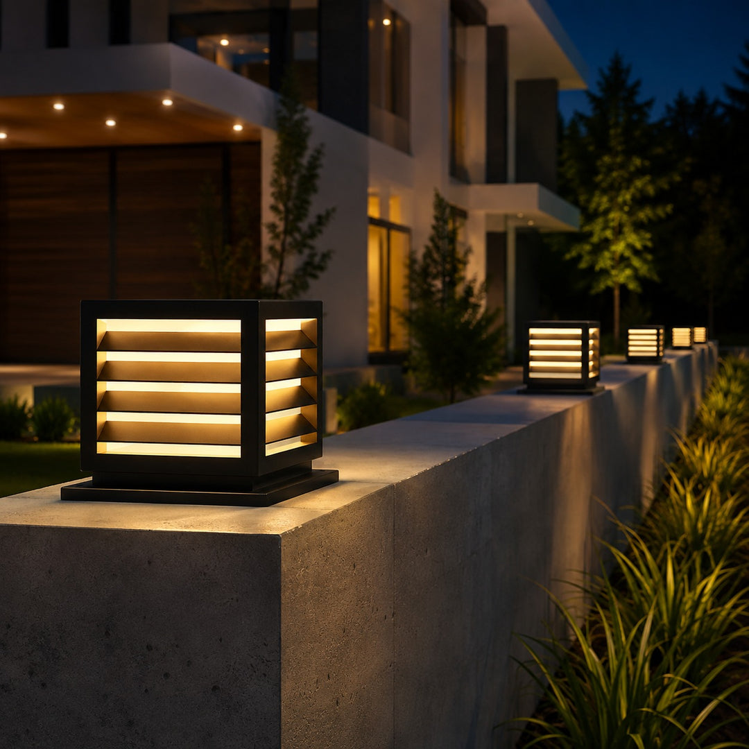 Modern Outdoor Pillar Light Solar Aluminum Waterproof LED 3000K IP54 for Garden Pathways