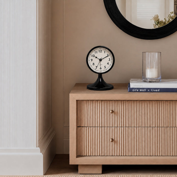 Modern Metal Alarm Clock with Silent Quartz Movement and Backlight for Easy Nighttime Reading