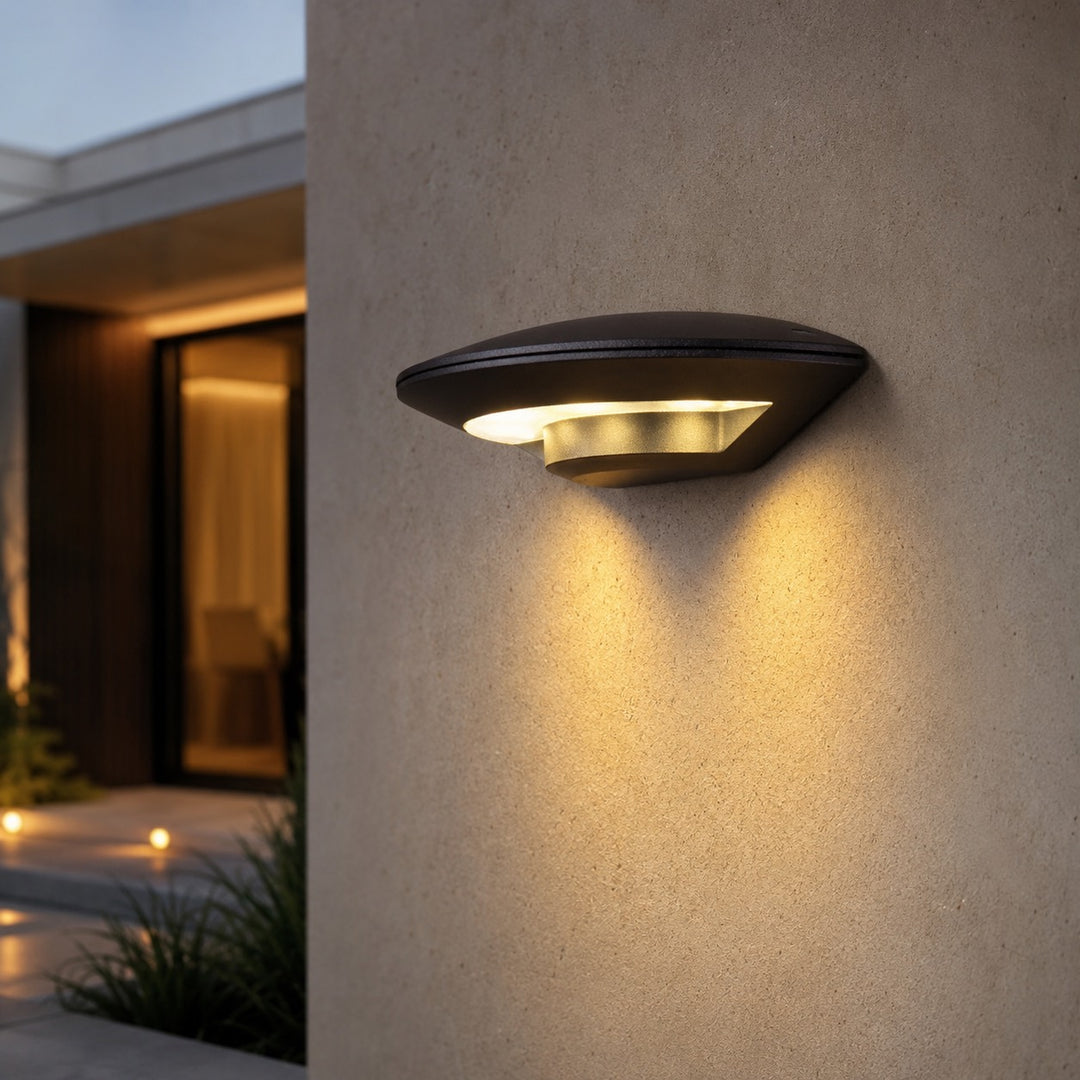 Modern Outdoor Wall Light Waterproof Metal Acrylic Flying Saucer Design 3000K LED Illumination