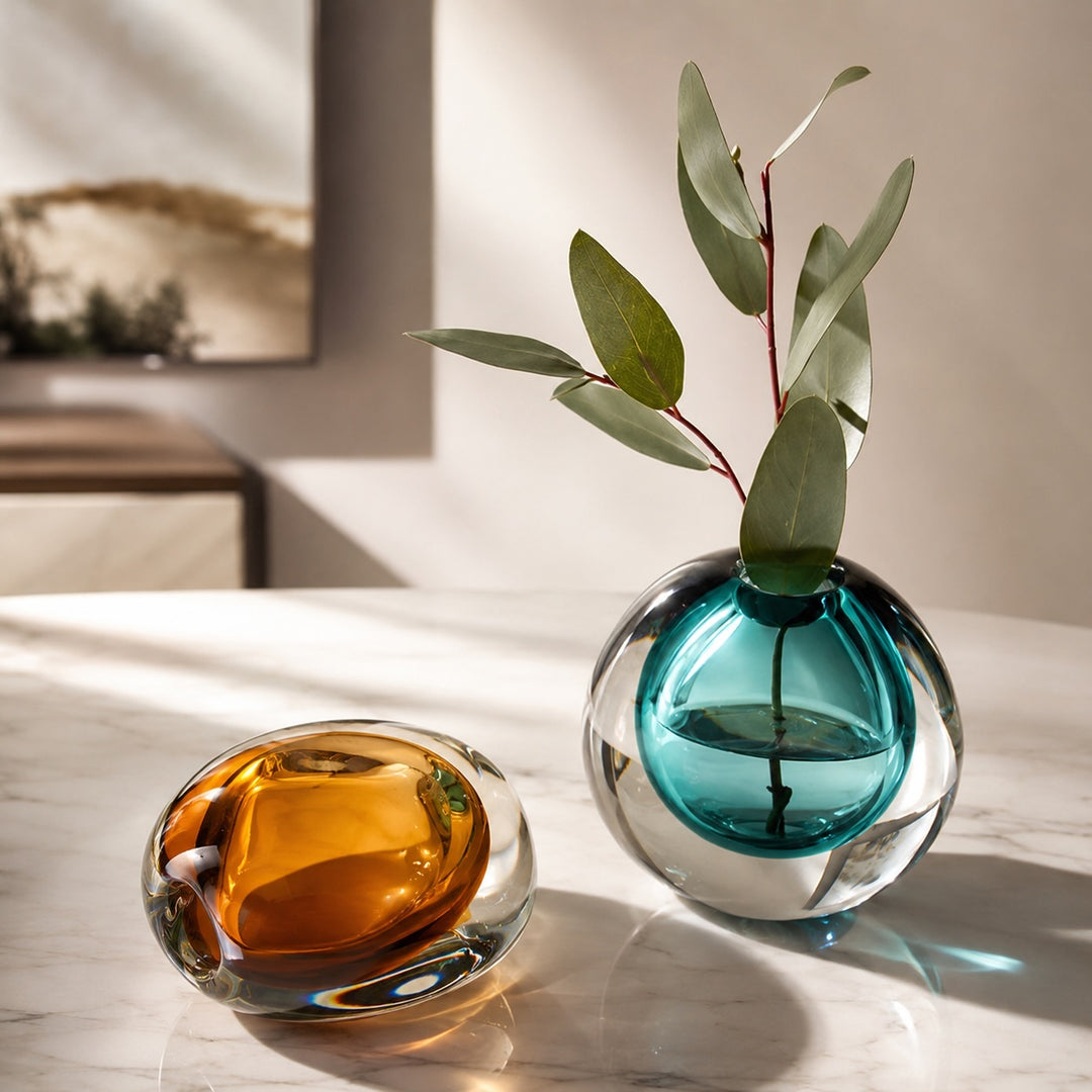 Contemporary Decorative Vase Handcrafted Glass 14.5cm Unique Refraction Design for Floral Arrangements