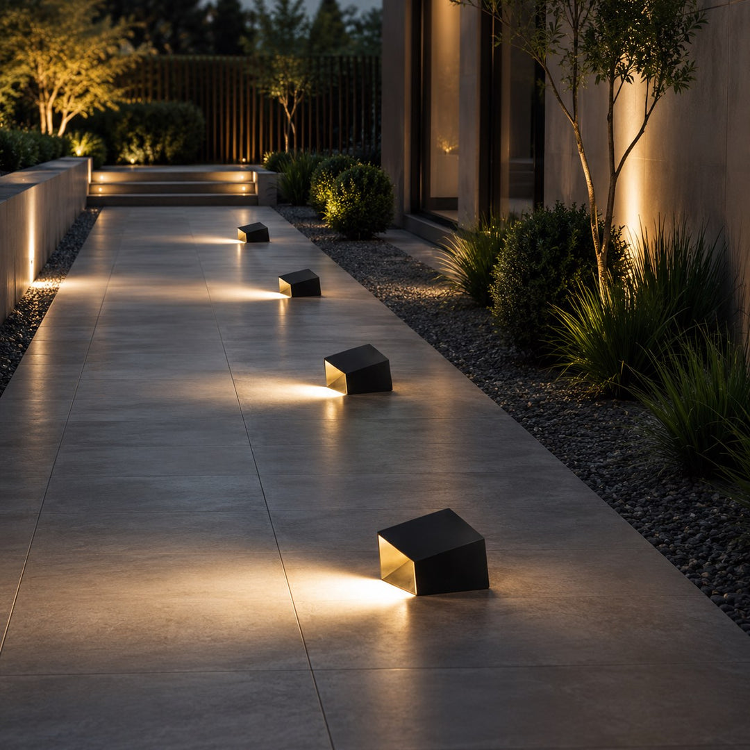 Solar Garden Lights Modern Cube Bollard LED Outdoor Light Stainless Steel Glass IP54 3000K