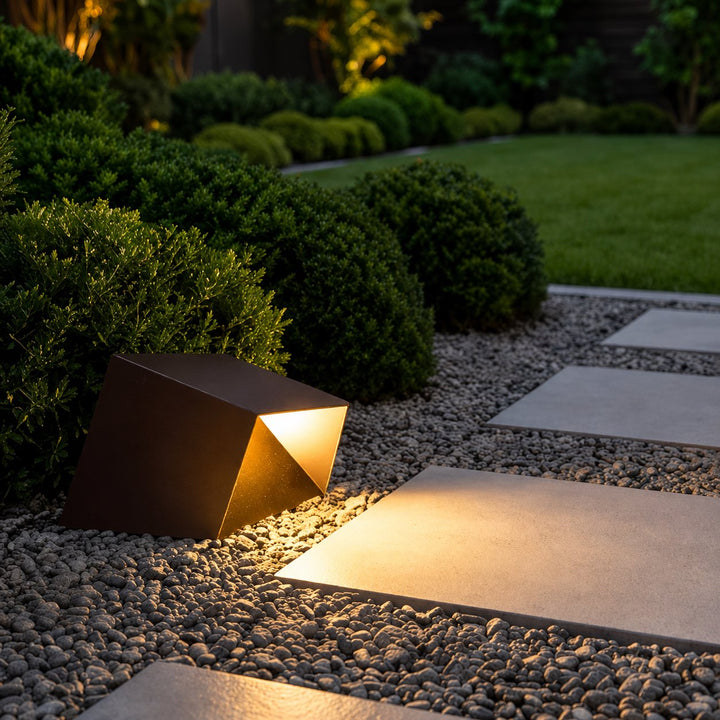 Solar Garden Lights Modern Cube Bollard LED Outdoor Light Stainless Steel Glass IP54 3000K