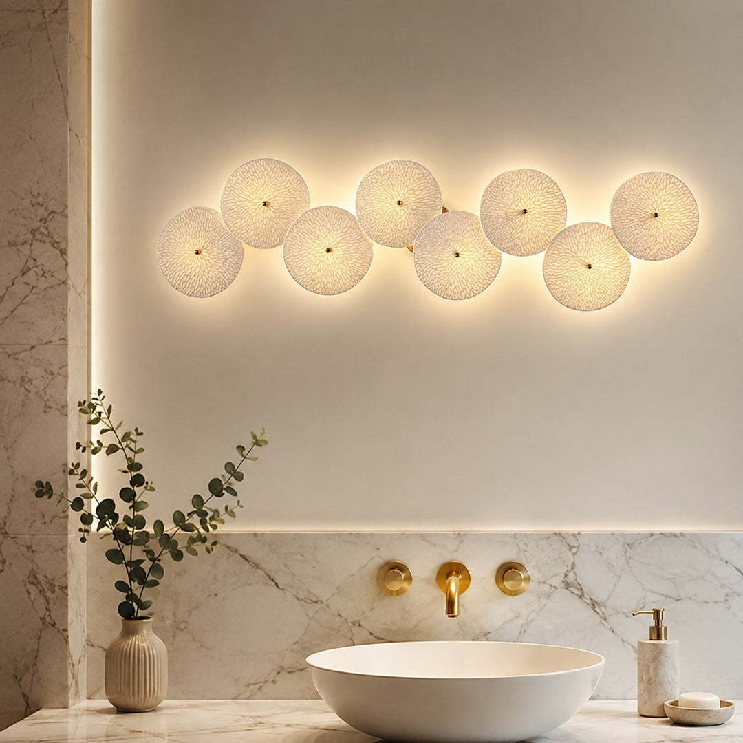Modern Wall Light Sconce in Ceramic and Metal