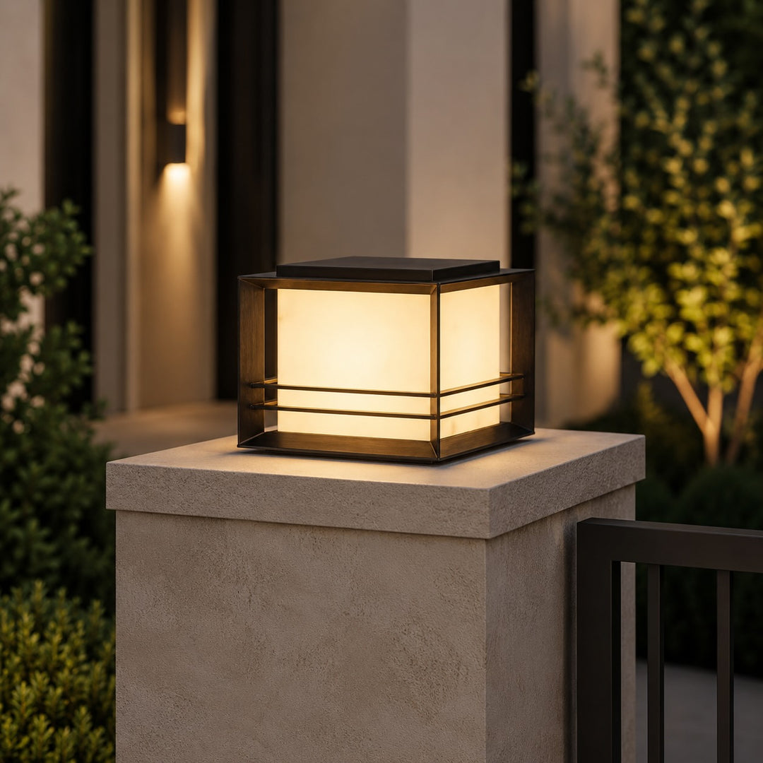 Modern Solar Garden Lights Outdoor Stainless Steel Pillar Light with Tri-Color LED and IP65 Waterproof Rating