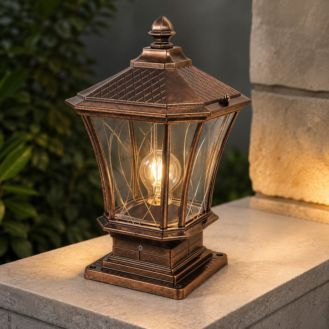 Traditional Solar Outdoor Post Light with Octagonal Glass Shade Aluminum Construction LED 5W