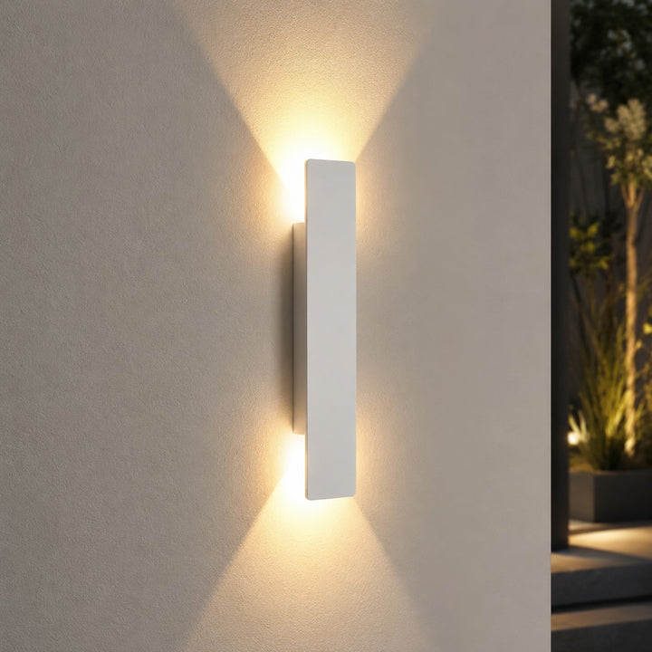 Modern Outdoor Wall Light Wall Mounted Aluminum 18W LED Weather Resistant for Gardens and Porches