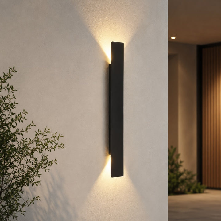 Modern Outdoor Wall Light Wall Mounted Aluminum 18W LED Weather Resistant for Gardens and Porches