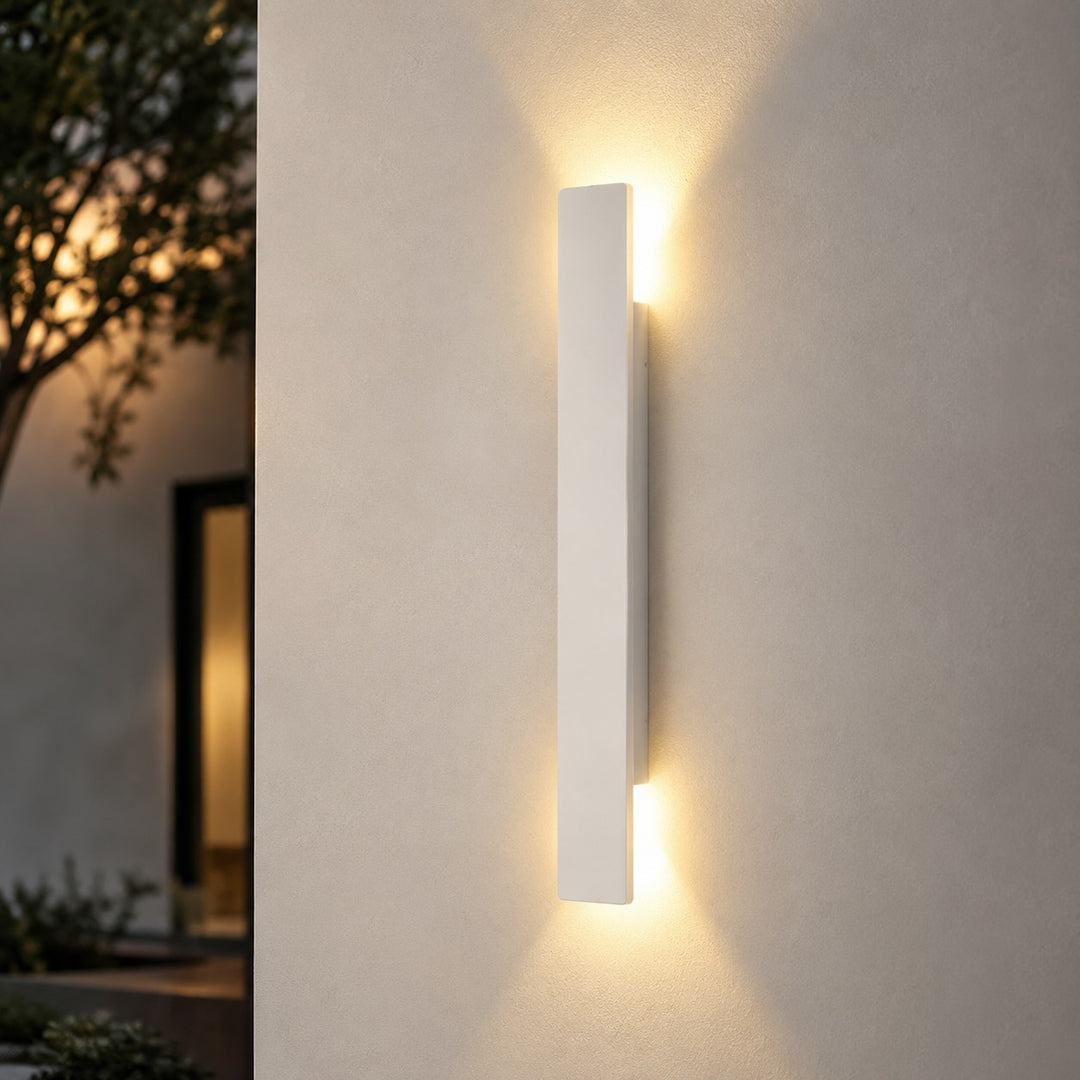 Modern Outdoor Wall Light Wall Mounted Aluminum 18W LED Weather Resistant for Gardens and Porches