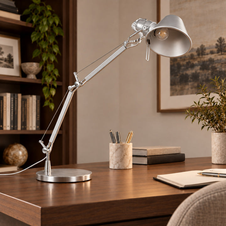 Modern Articulated Desk Lamp Adjustable Aluminum LED Light for Home Office