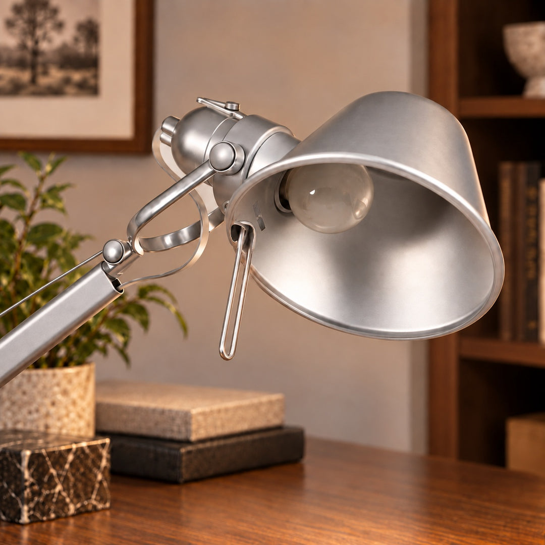 Modern Articulated Desk Lamp Adjustable Aluminum LED Light for Home Office