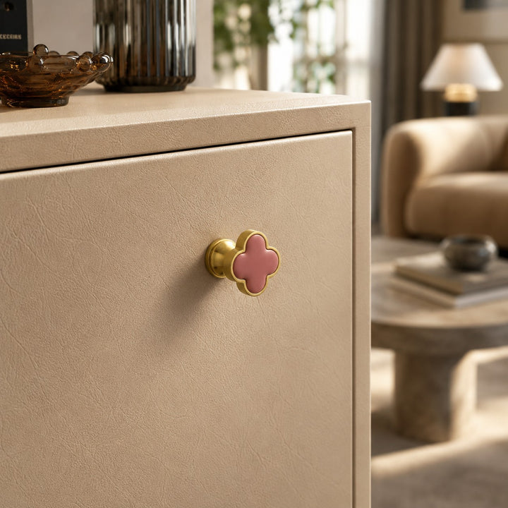 Contemporary Cabinet Knobs Leather and Brass Four-Leaf Clover Shape User-Friendly Installation