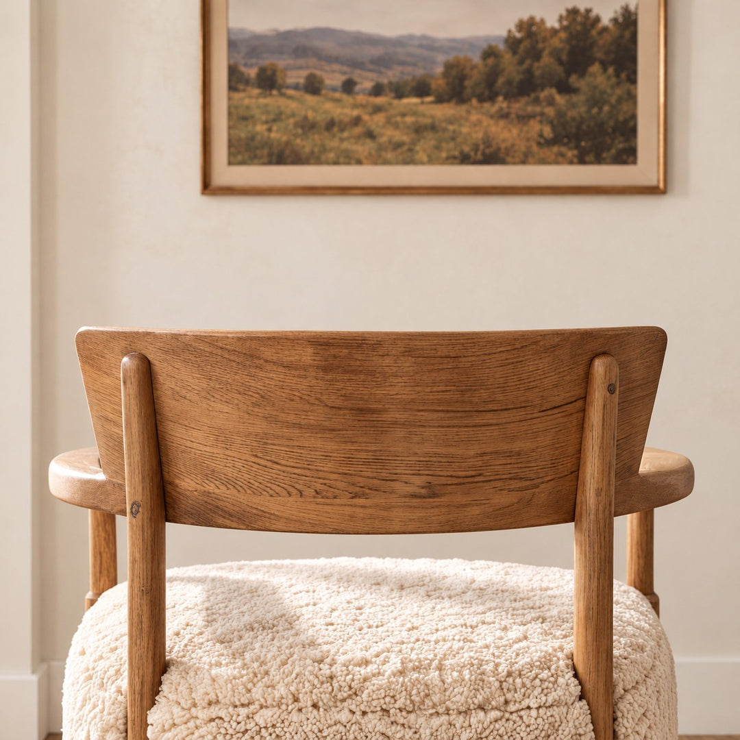 Modern Accent Chair Solid Oak Frame Thick Cushioned Seat Natural Shearling Upholstery