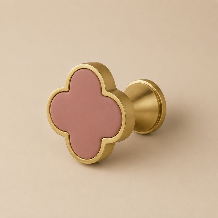 Contemporary Cabinet Knobs Leather and Brass Four-Leaf Clover Shape User-Friendly Installation