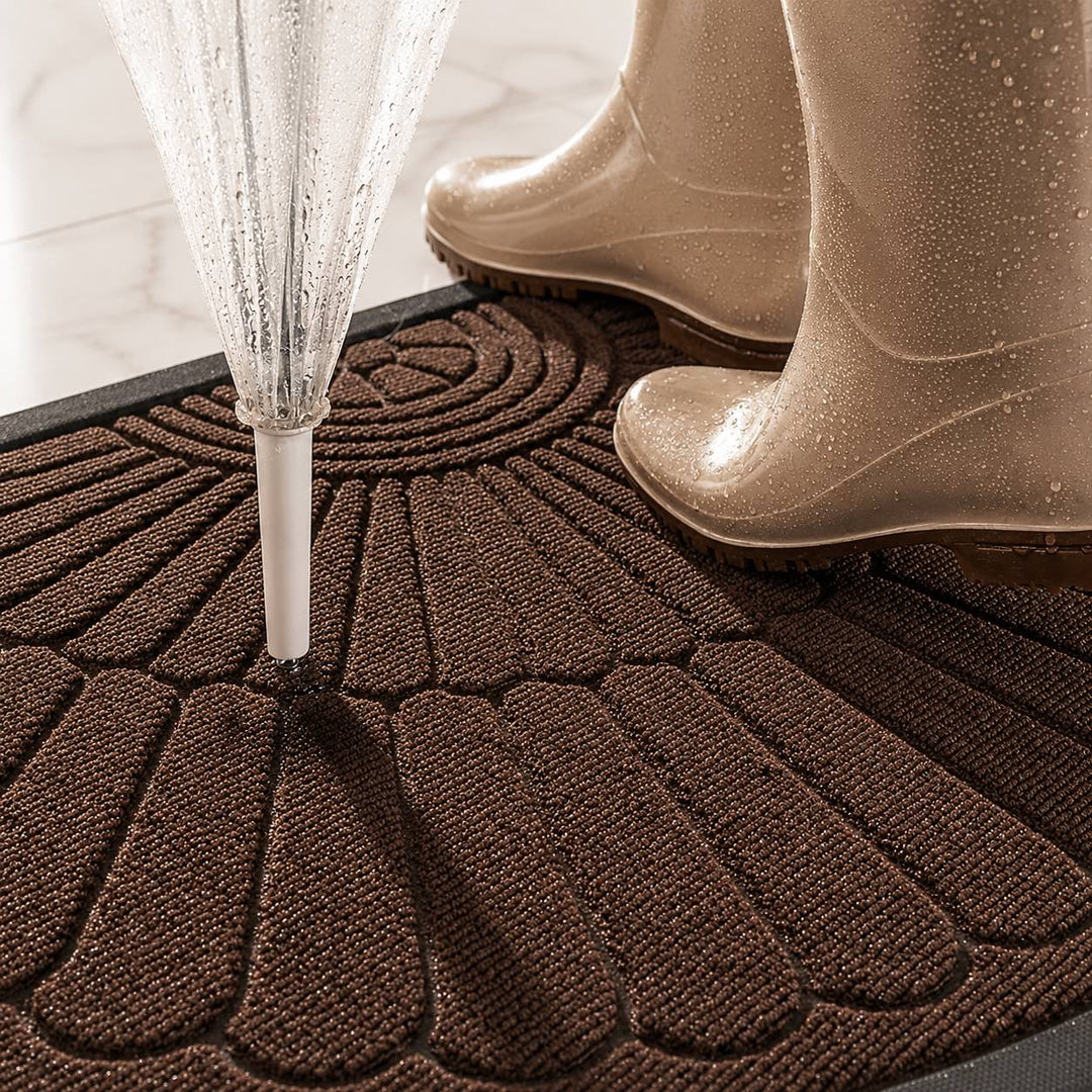 Half-Circle Outdoor Door Mat Non-Slip Polyester Dirt Trapping Design for Indoor Entryways