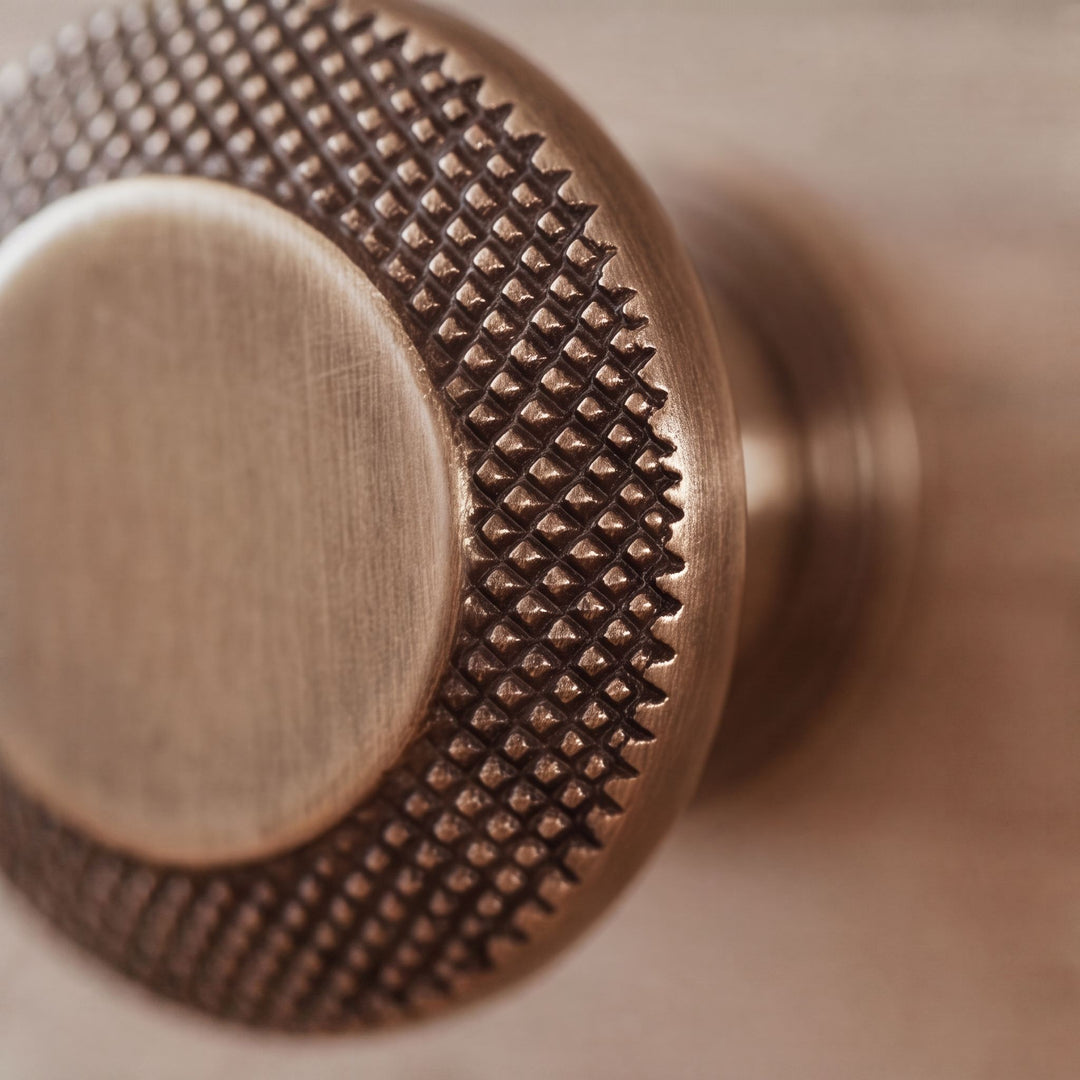 Modern Cabinet Hardware Set Solid Brass Textured Edge Cabinet Knobs and Drawer Pulls for Kitchen