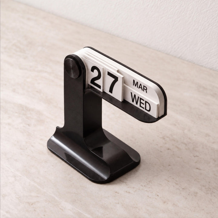 Minimalist Desk Calendar Wooden Block Compact Design ABS Material Functional Organizer