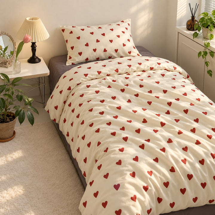 Vintage Aesthetic Bedding Set with Red Hearts Print Duvet Cover and Flat Sheet Polyester Material