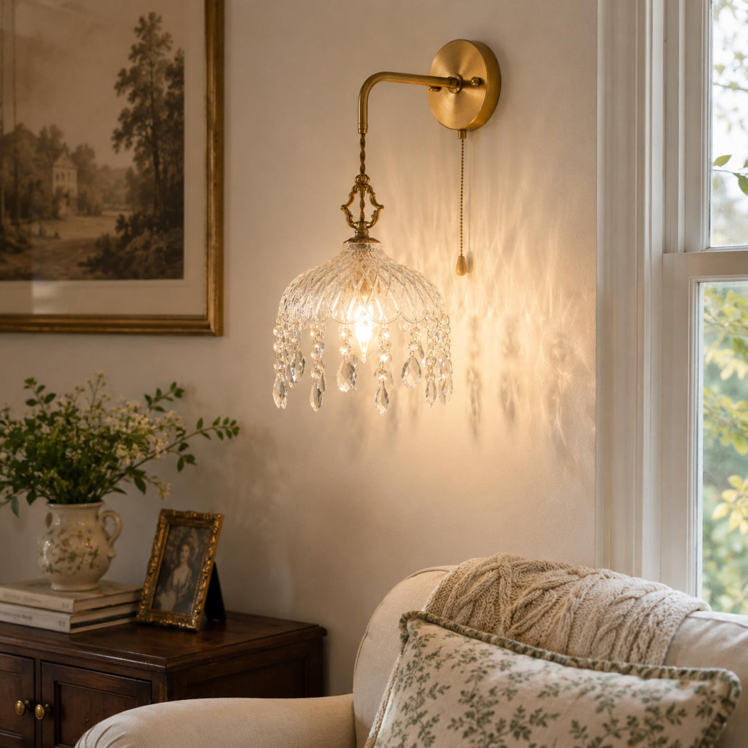 Vintage-Inspired Wall Light Copper Wall Sconce with Intricate Glass Design LED 90-260V