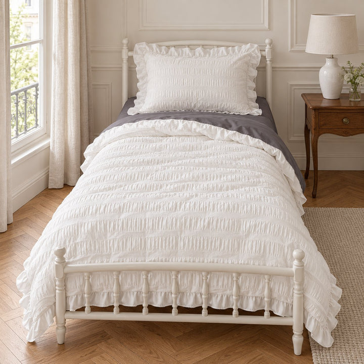Modern Ribbed Bedding Set with Duvet Cover Flat Sheet and Pillow Cases in 100% Polyester