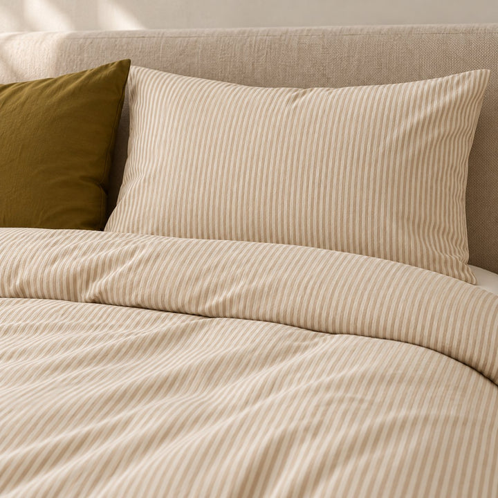 Minimalist Bedding Set Thin Striped Duvet Cover and Pillowcases Washed Cotton Breathable Comforter