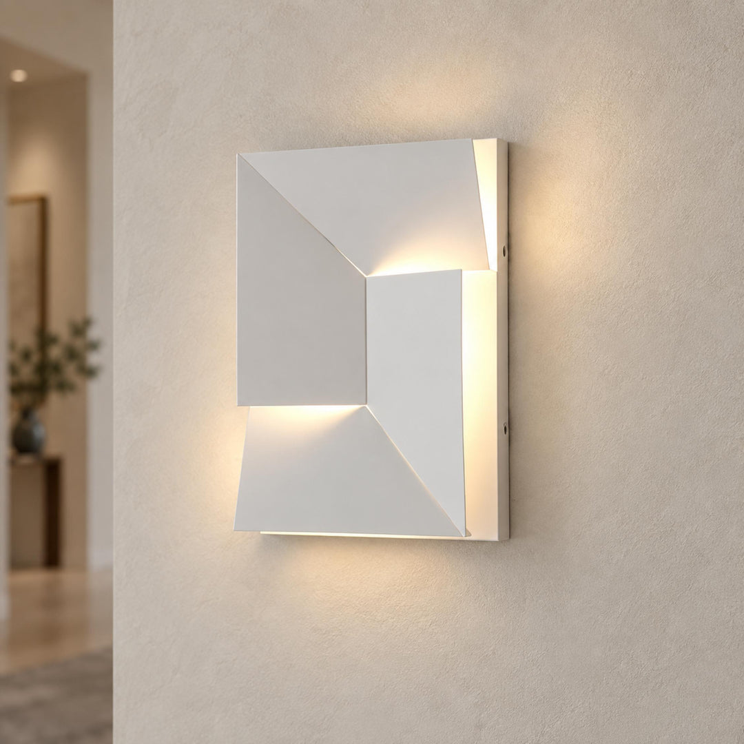 Modern Wall Sconce LED Light Fixture Adjustable Metal Wall Mounted for Indoor Use