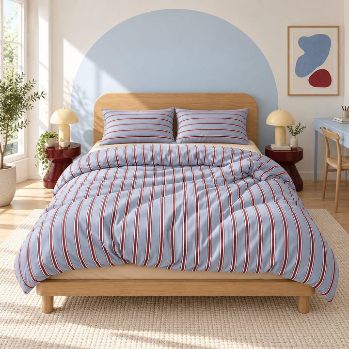 Minimalist Bedding Set with Striped Duvet Cover and Flat Sheet in Polyester for Bedroom Decor