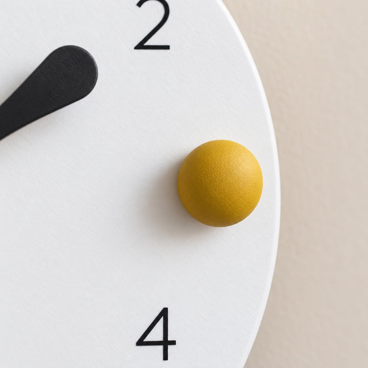 Modern Geometric Table Clock Silent Quartz Movement Eco-Friendly PMMA Compact Design 20x20 cm