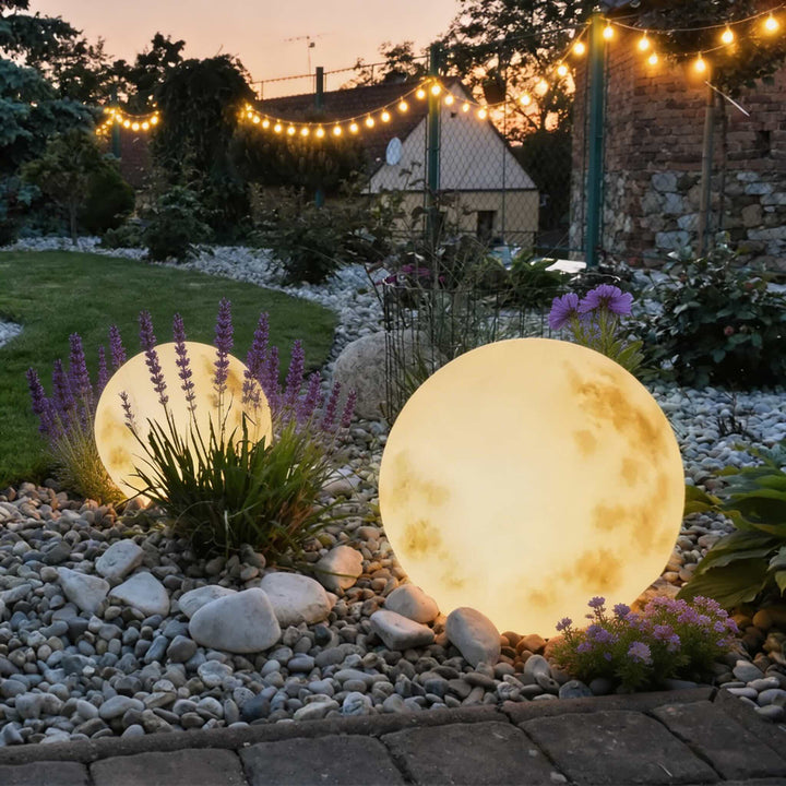 Modern Solar Garden Light Ball Design Waterproof LED Outdoor Light for Landscape Illumination
