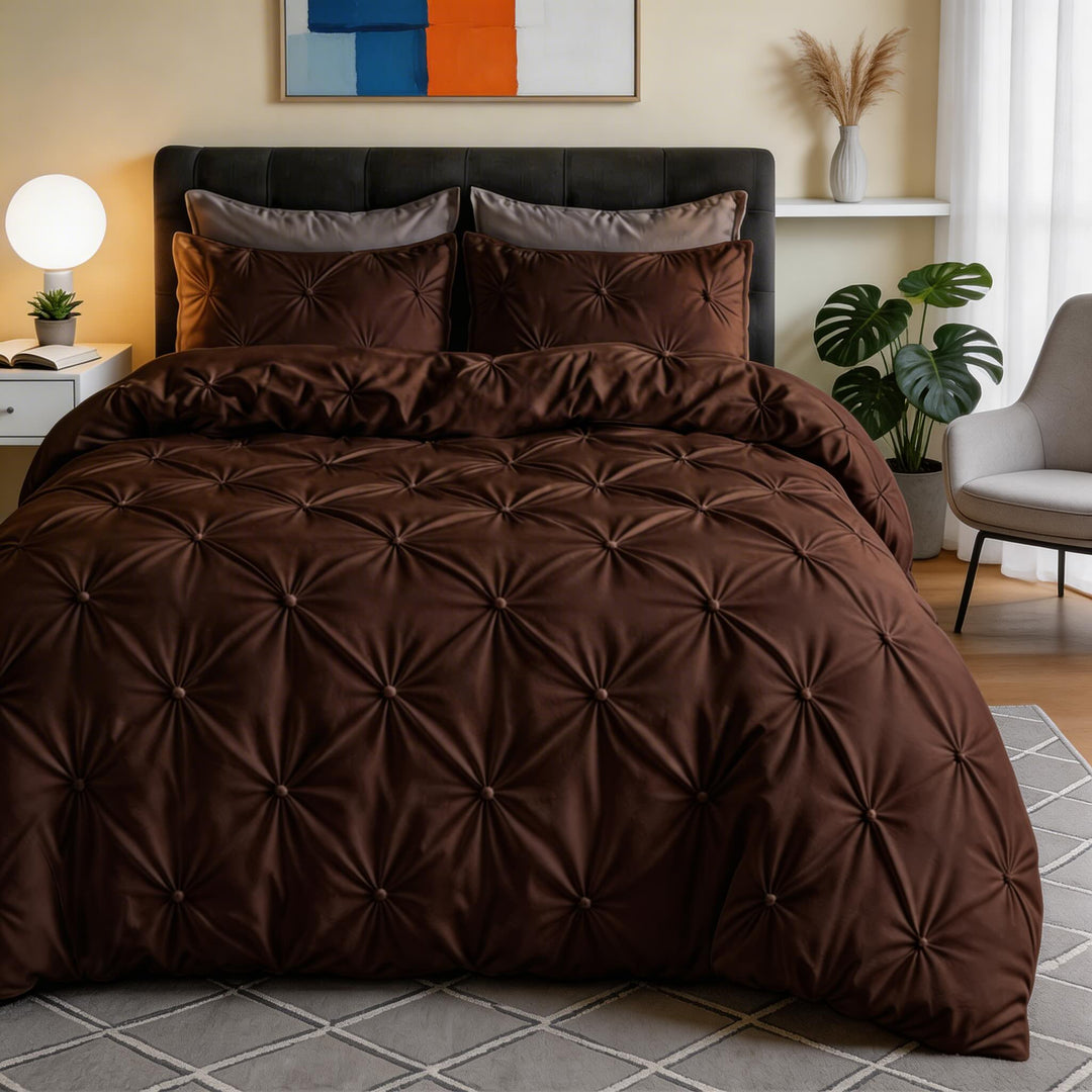 Modern Pinch Pleat Quilt Cover Set Microfiber Blend Soft Breathable Wrinkle Resistant