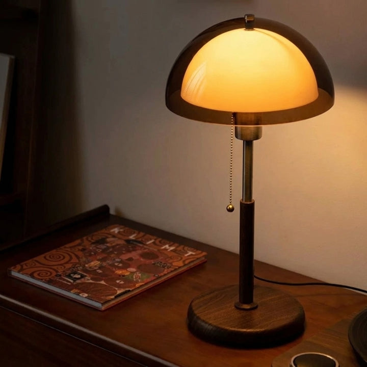 Modern Adjustable Desk Lamp Iron Construction Warm Light Small Table Lamp for Bedroom