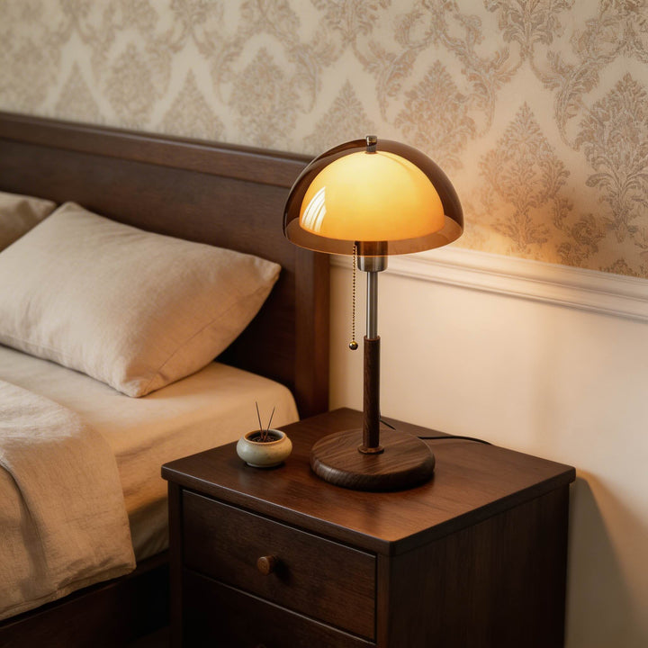 Modern Adjustable Desk Lamp Iron Construction Warm Light Small Table Lamp for Bedroom