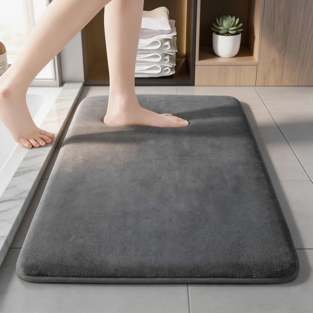 Super Absorbent Bath Mat Non Slip Coral Velvet Quick Drying Bathroom Mats for Enhanced Safety