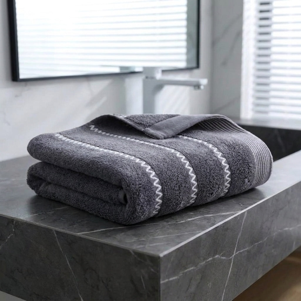Large Soft Cotton Beach Towel Quick Dry Super Absorbent Durable Double Side Hemmed 27.6x55.1 in