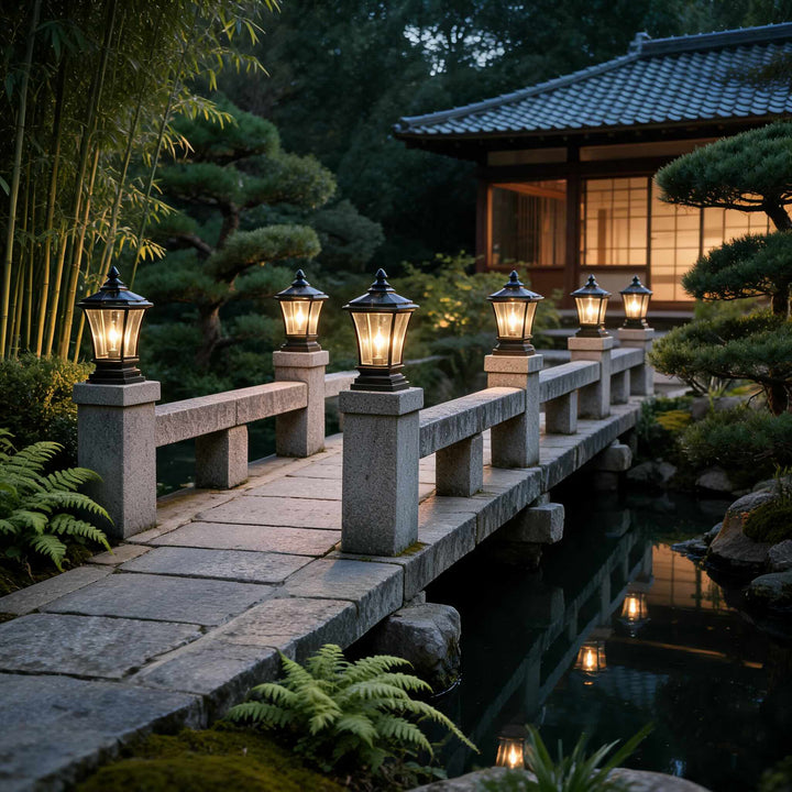 Traditional Solar Outdoor Post Light with Octagonal Glass Shade Aluminum Construction LED 5W