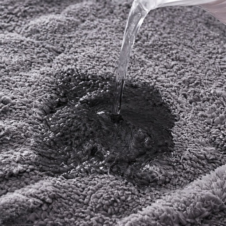 Modern Non-Slip Bath Mat Thick Microfibre Water-Resistant Bathroom Rug for Enhanced Safety